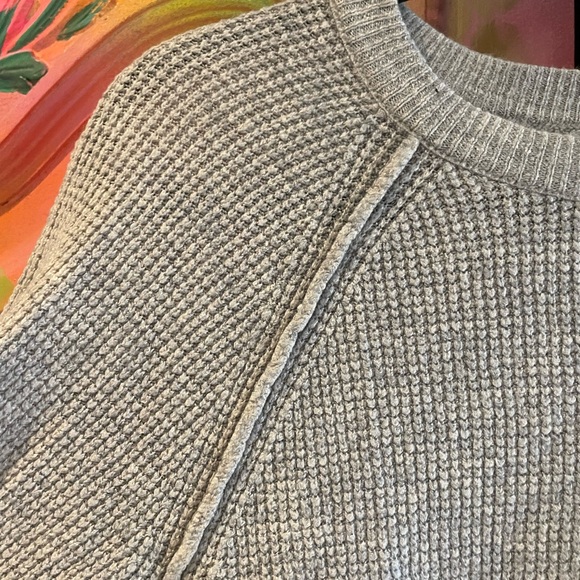 GAP extra small knit gray/grey winter crewneck sweater XS - Picture 3 of 5